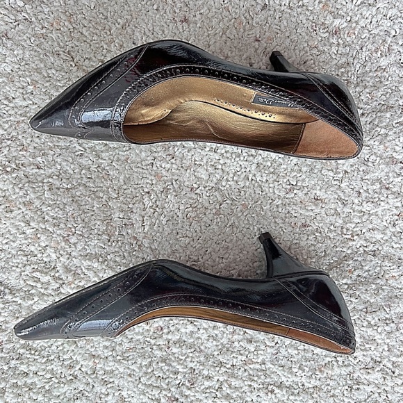 Dark Expresso Brown pumps, size 37, kitten heel. 2 inch high heels. Beautiful! - Picture 9 of 9